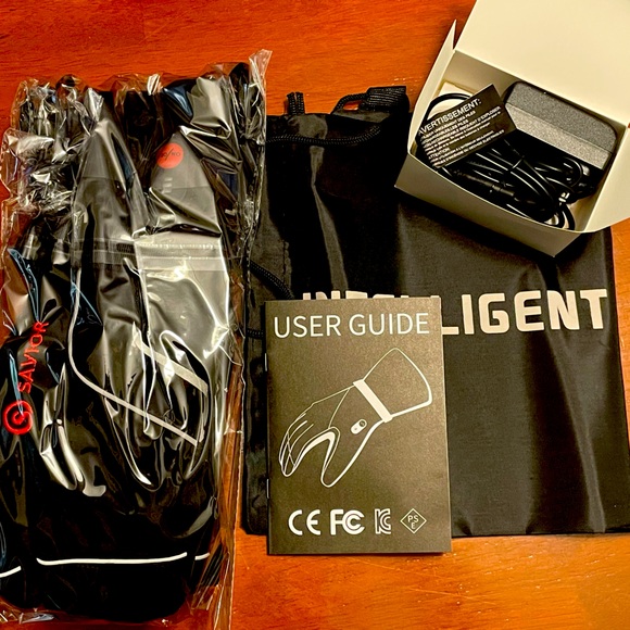 Savior Heated Mittens - Picture 2 of 4